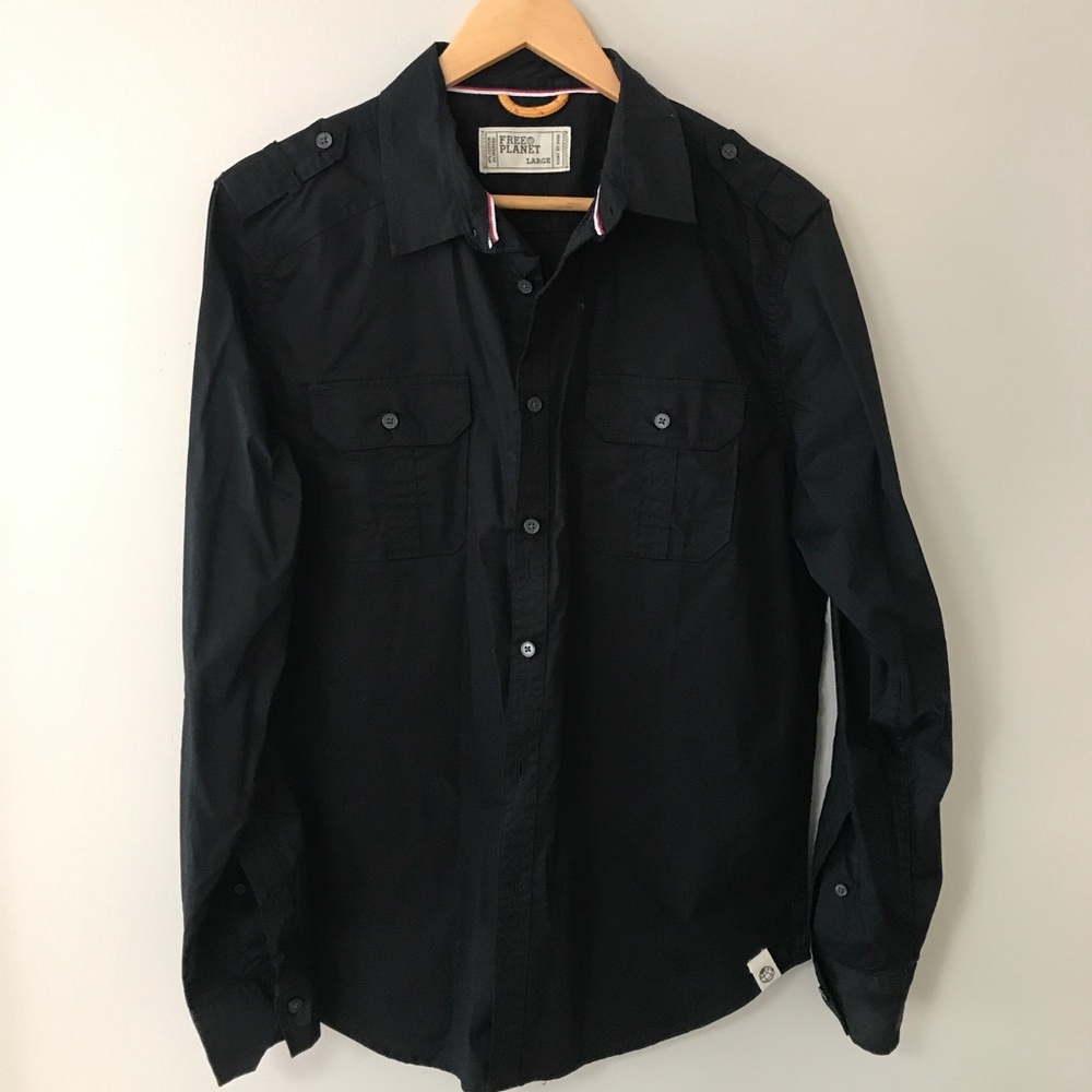 Men's Free Planet Button Up